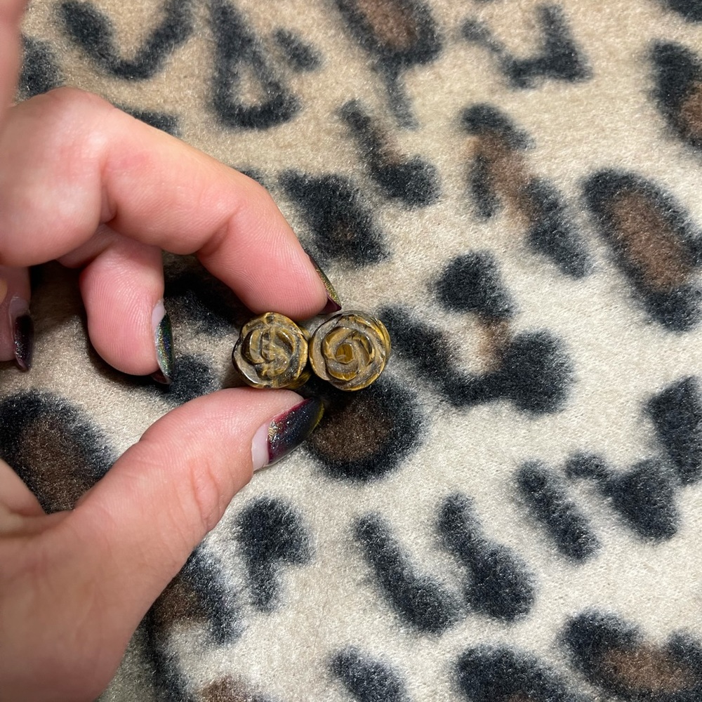 10mm 00g plugs tigers eye rose super cute